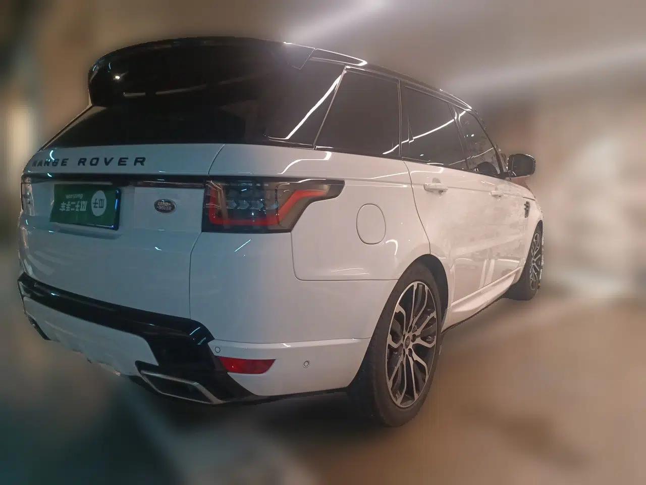 Land Rover Range Sport Land Rover Range Rover Sport 2021 3.0L V6 Black Edition — миниатюра 6