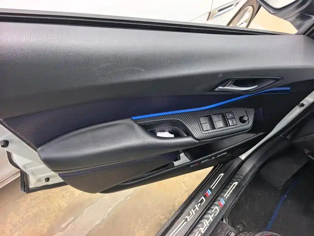 Toyota C-HR 2020 2.0L Leading Edition — миниатюра 6