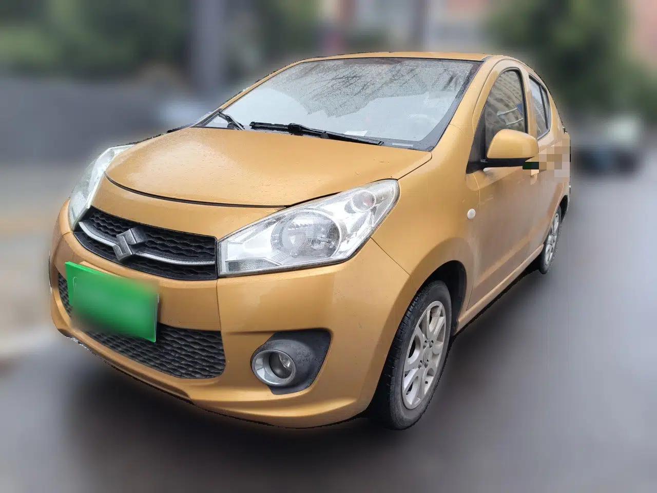 Suzuki Alto 2013 1.0L Manual Luxury Model — миниатюра 1