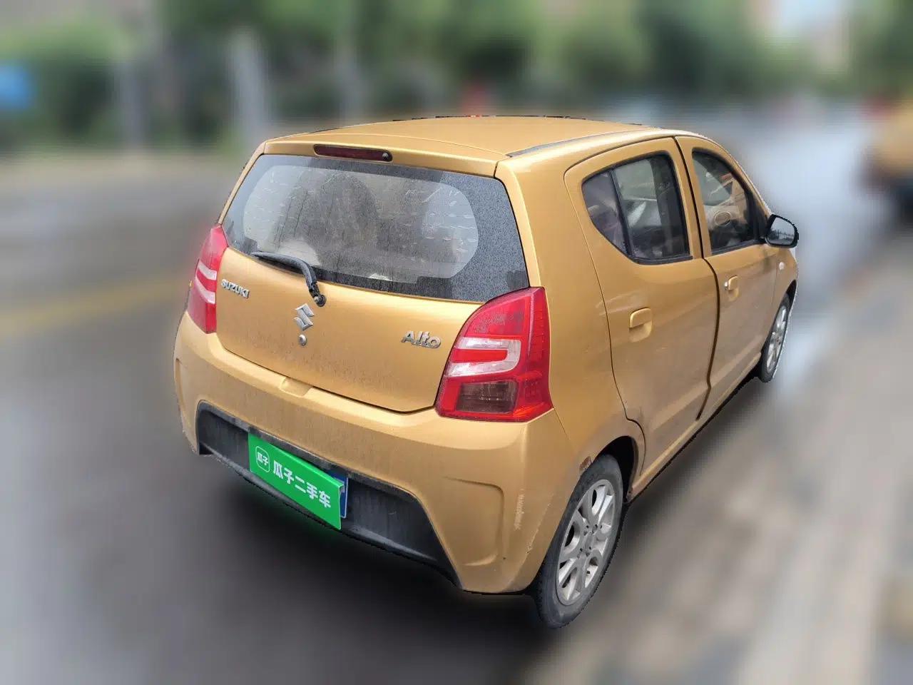 Suzuki Alto 2013 1.0L Manual Luxury Model — миниатюра 6