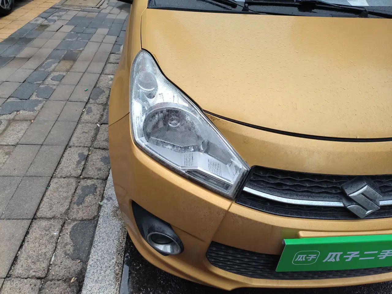 Suzuki Alto 2013 1.0L Manual Luxury Model — миниатюра 7