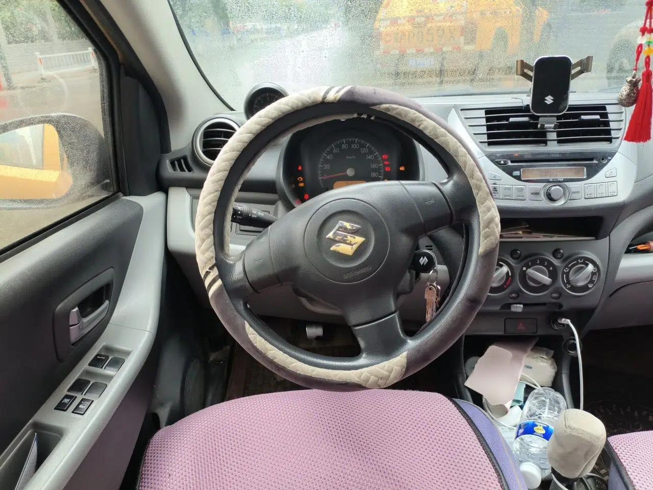Suzuki Alto 2013 1.0L Manual Luxury Model — миниатюра 10