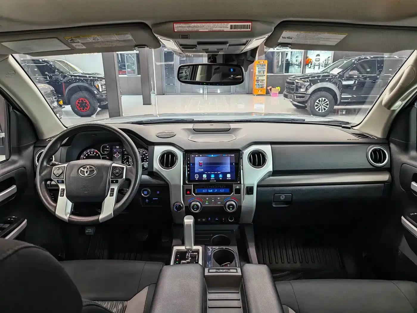 2020 Tundra 5.7L Four-Door TRD Sport — миниатюра 5