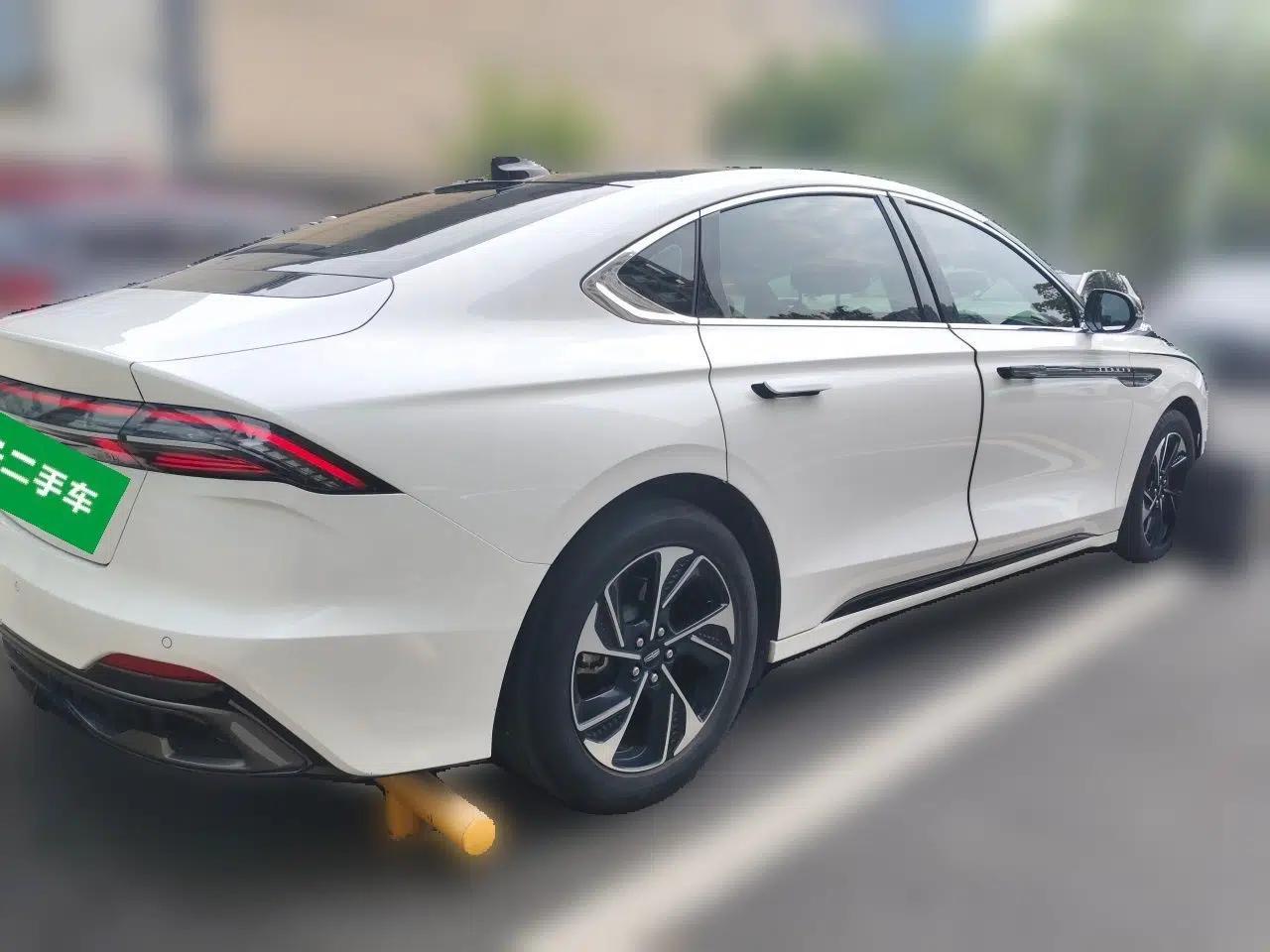 Lincoln Z 2022 Facelift iCool Deluxe Edition — миниатюра 6