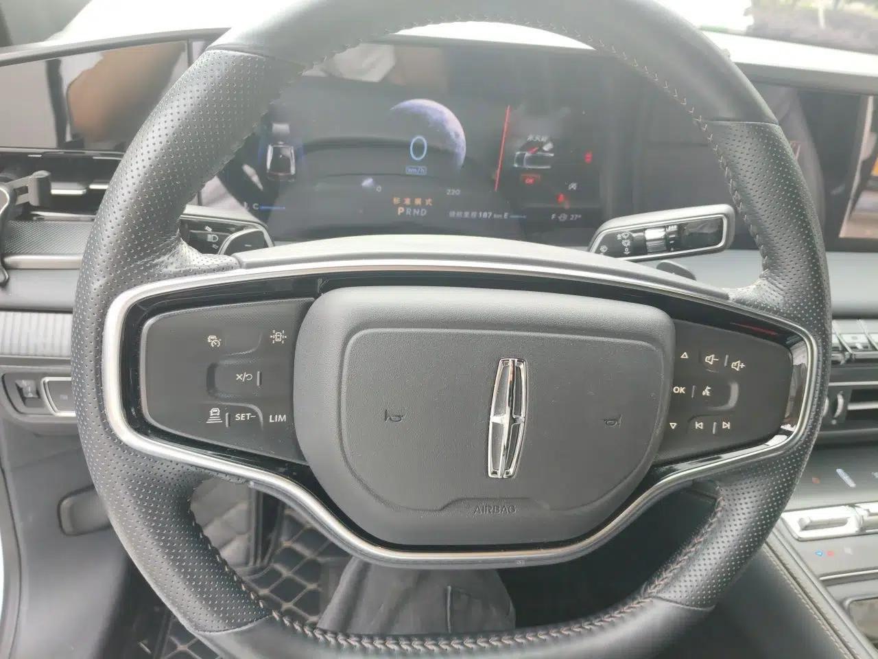 Lincoln Z 2022 Facelift iCool Deluxe Edition — миниатюра 10