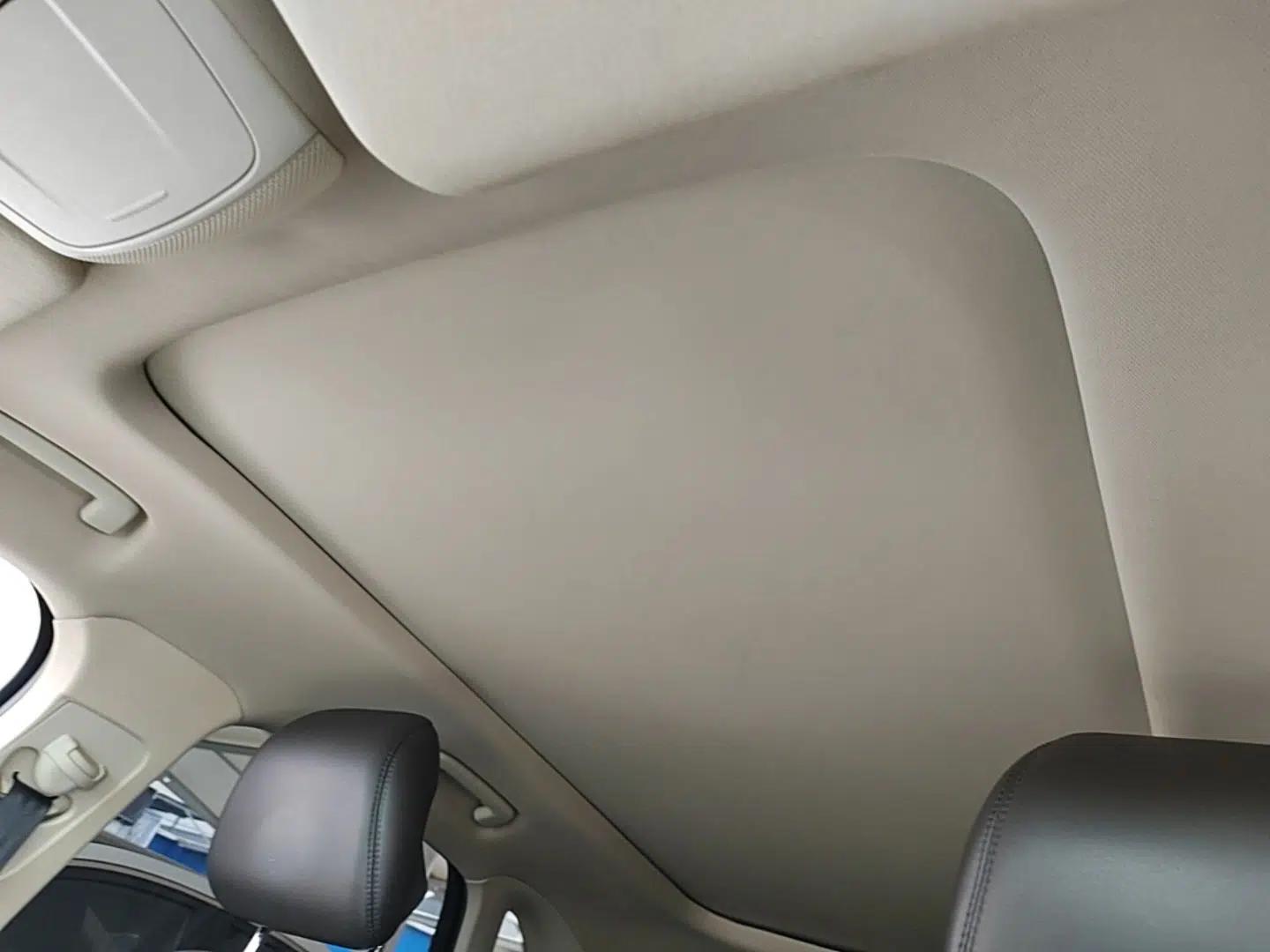 Lincoln MKC 2014 2.0T Four-Wheel Drive Luxury Edition — миниатюра 21