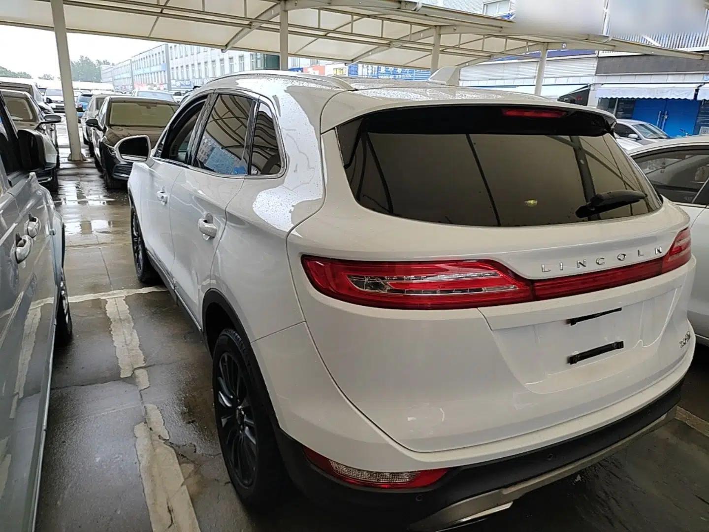 Lincoln MKC 2014 2.0T Four-Wheel Drive Luxury Edition — миниатюра 4