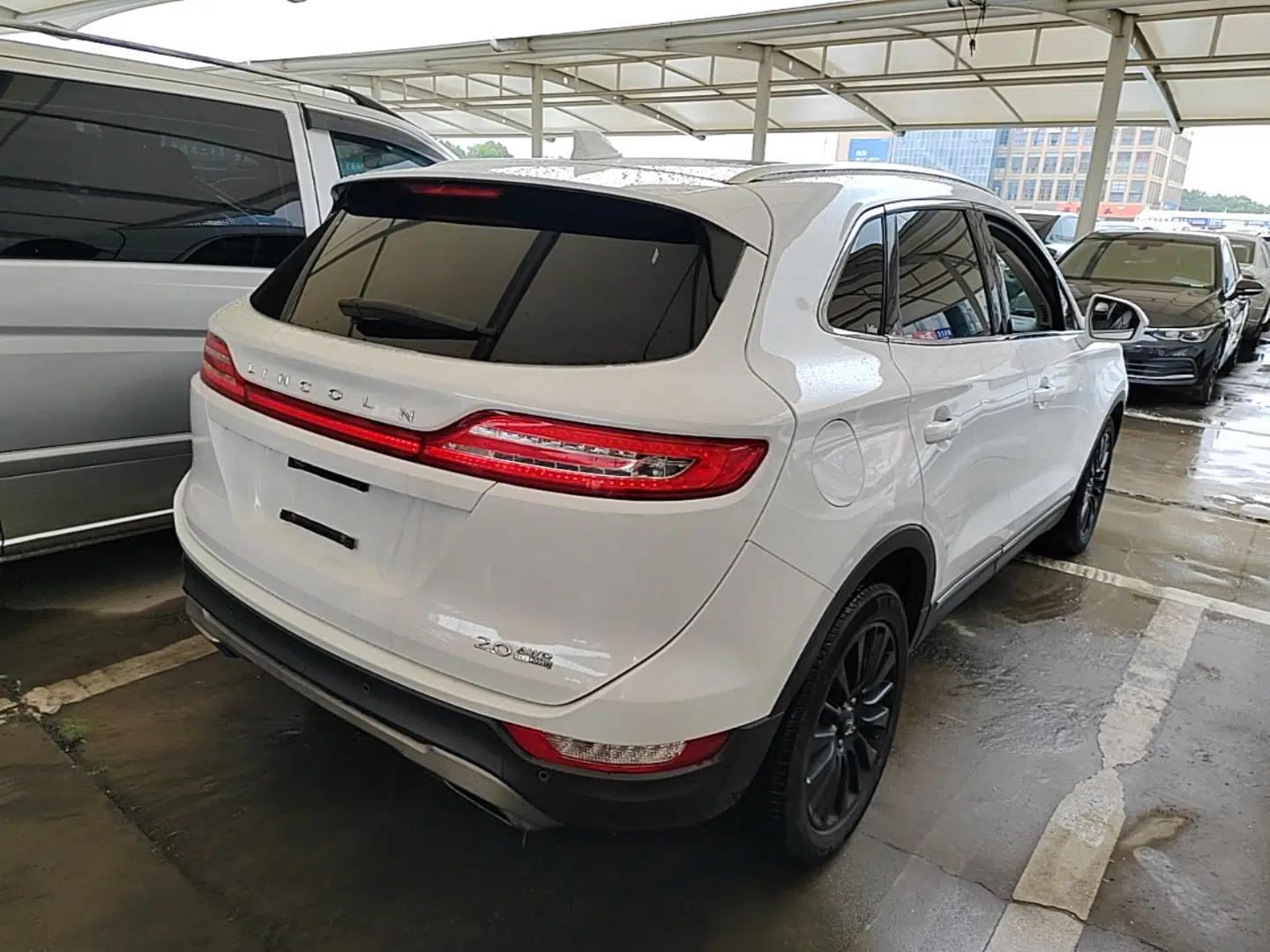 Lincoln MKC 2014 2.0T Four-Wheel Drive Luxury Edition — миниатюра 6
