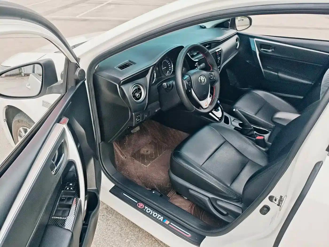 Corolla Hybrid E+ 2019 1.8L E-CVT Leading Edition — миниатюра 15