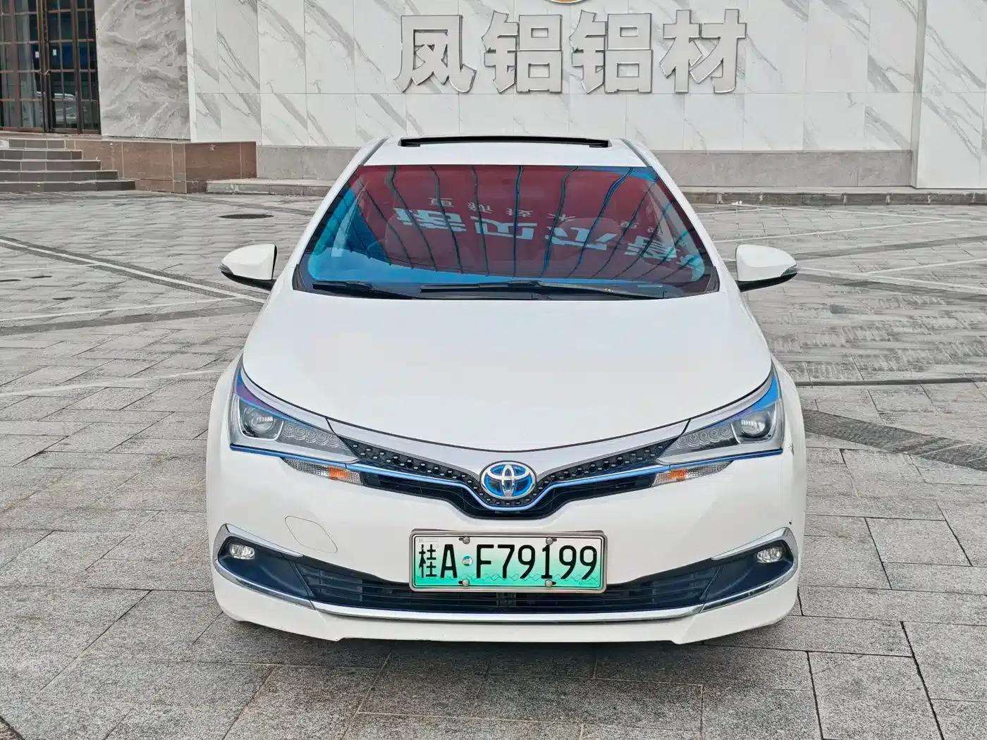 Corolla Hybrid E+ 2019 1.8L E-CVT Leading Edition — миниатюра 26