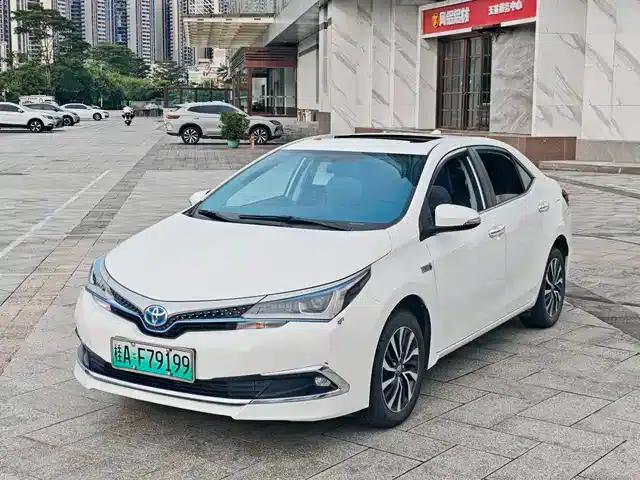Corolla Hybrid E+ 2019 1.8L E-CVT Leading Edition