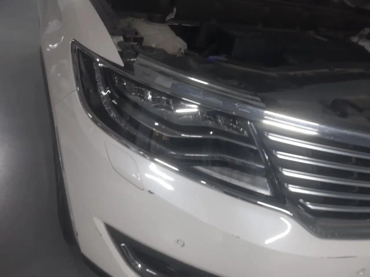 Lincoln MKX 2017 2.7T Four-Wheel Drive Prestige Edition — миниатюра 7