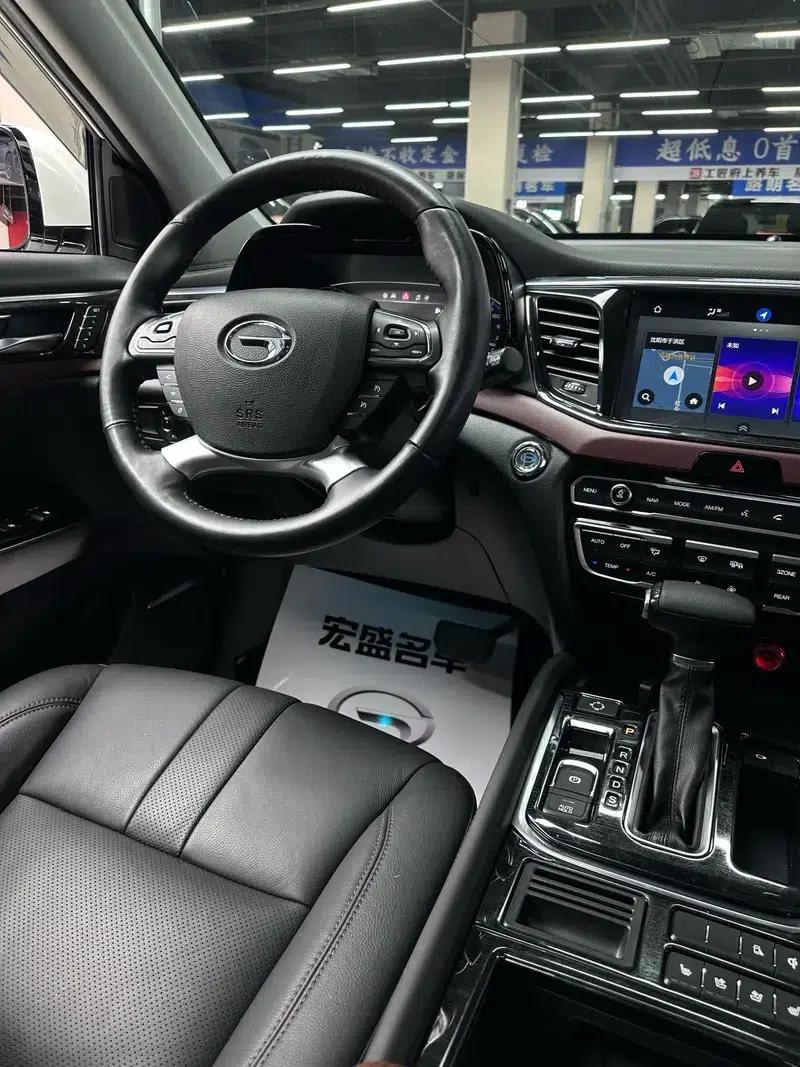 Trumpchi GS8 2017 320T 2WD Luxury Intelligent Connected Edition 7-Seater — миниатюра 11