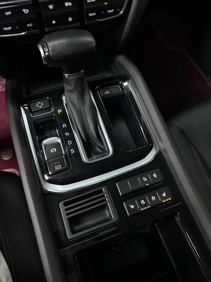 Trumpchi GS8 2017 320T 2WD Luxury Intelligent Connected Edition 7-Seater — миниатюра 27