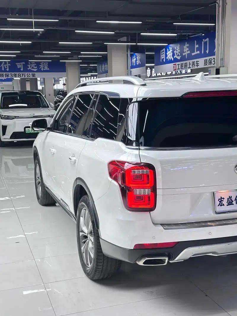 Trumpchi GS8 2017 320T 2WD Luxury Intelligent Connected Edition 7-Seater — миниатюра 4