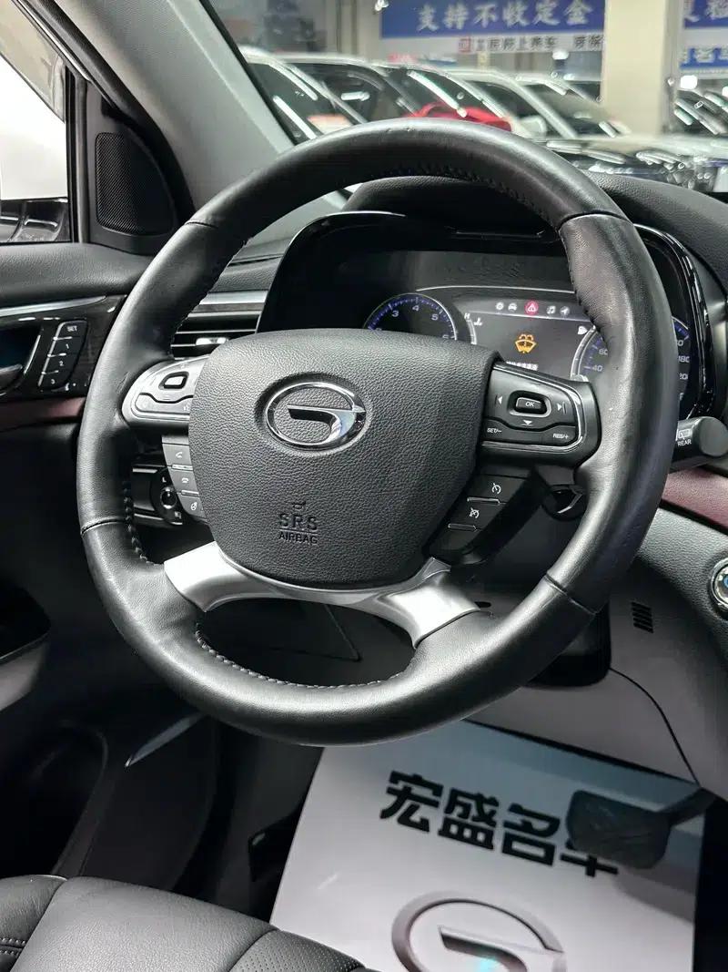 Trumpchi GS8 2017 320T 2WD Luxury Intelligent Connected Edition 7-Seater — миниатюра 9