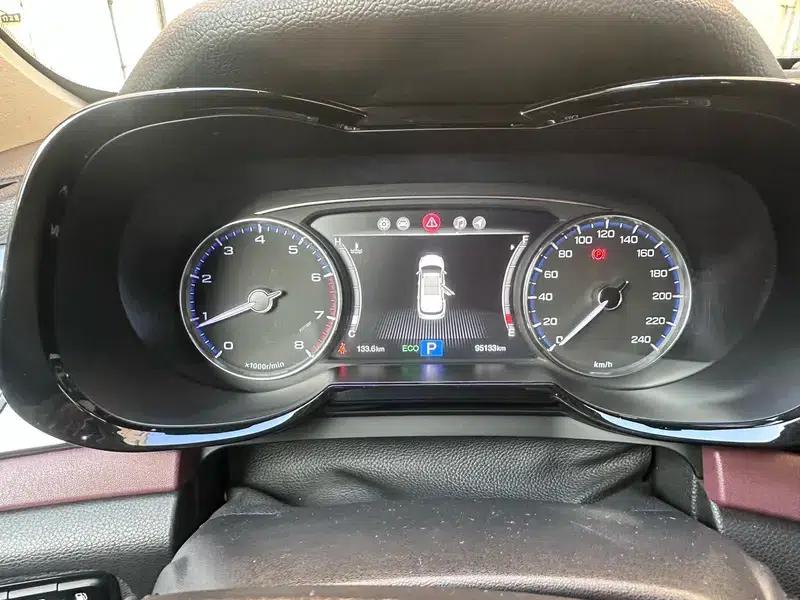 Trumpchi GS8 2017 320T 2WD Luxury Intelligent Connected Edition 7-Seater — миниатюра 8