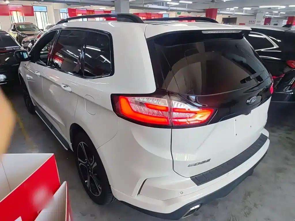 2020 Ford Edge EcoBoost 245 2WD ST-Line 5-seater — миниатюра 5