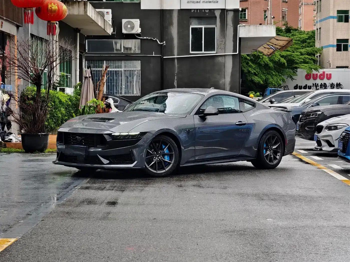 2024 Mustang 5.0L V8 Dark Horse — миниатюра 1