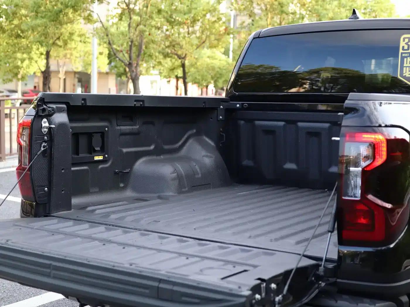 Ranger 2023 Model 4WD Automatic Gasoline — миниатюра 31