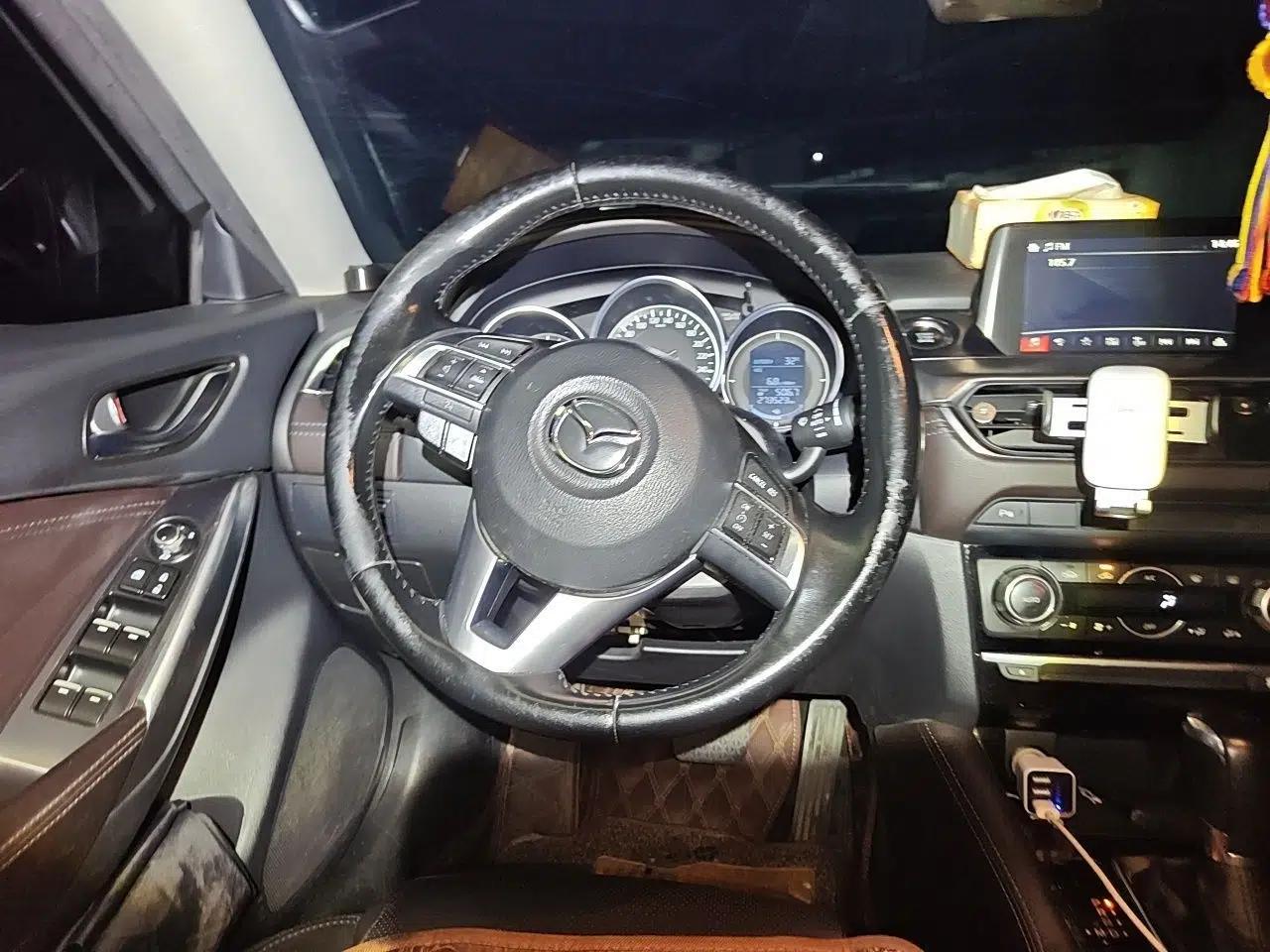 Mazda Atenza 2017 2.0L Blue Sky Luxury Edition — миниатюра 10