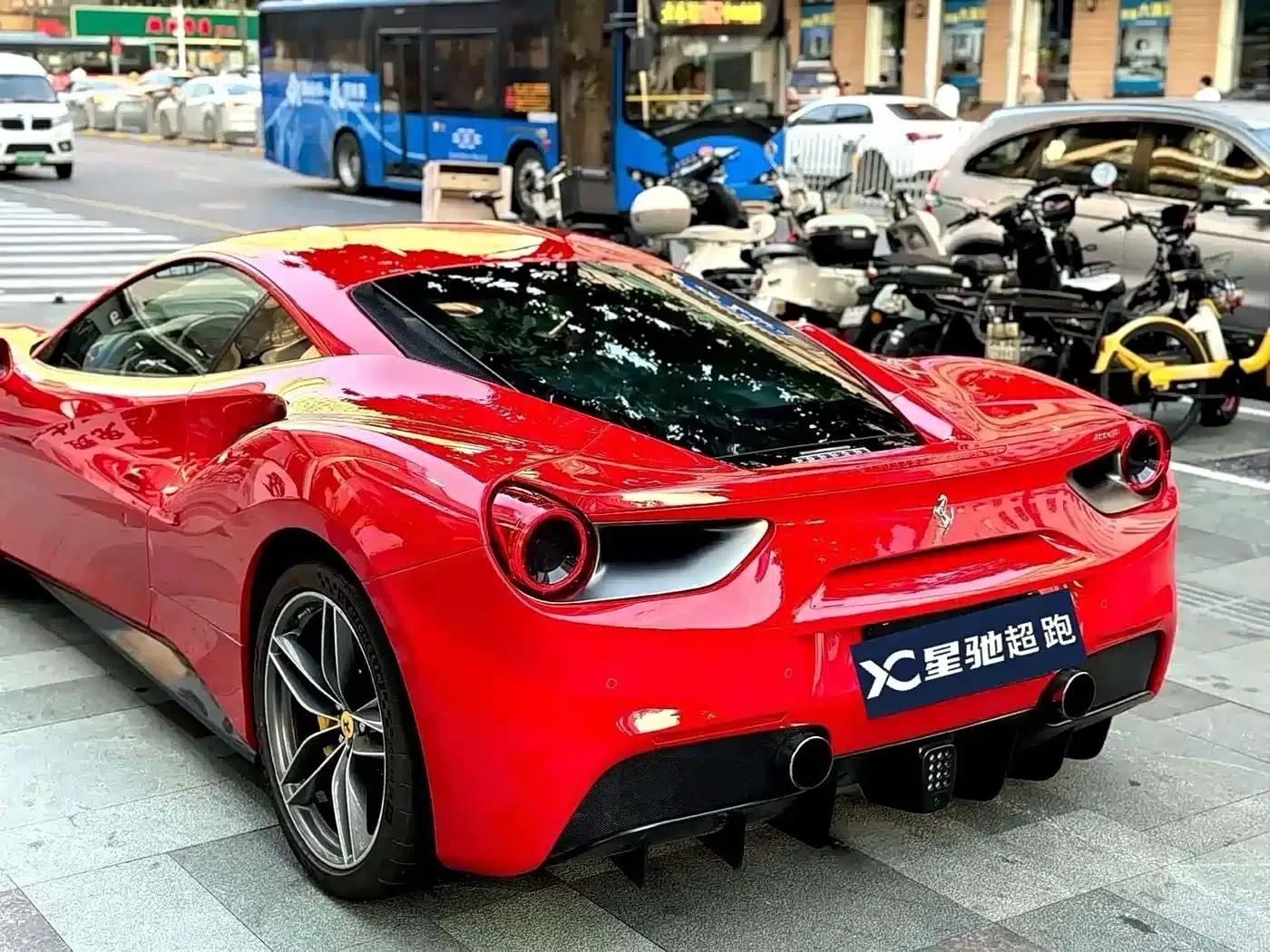 2015 Ferrari 488 GTB — миниатюра 4