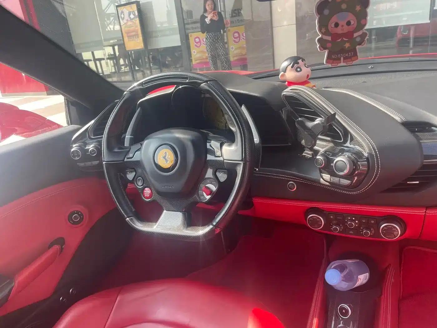 2015 Ferrari 488 GTB — миниатюра 10