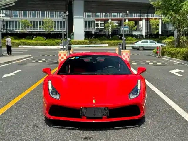 2015 Ferrari 488 GTB