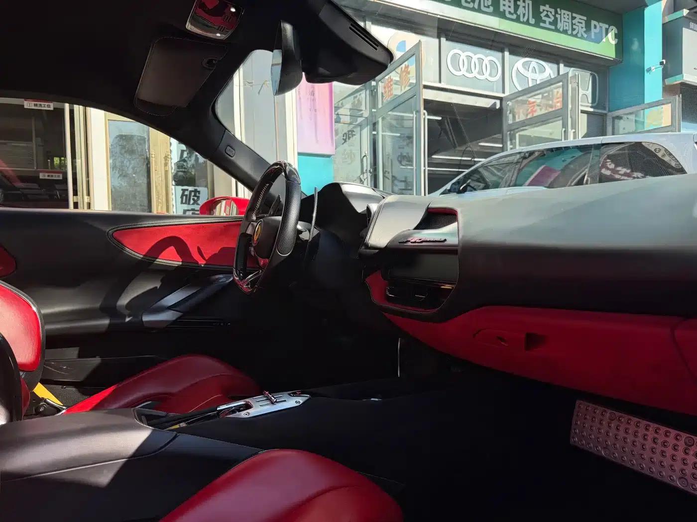 SF90 2020 3.9T V8 Stradale — миниатюра 18