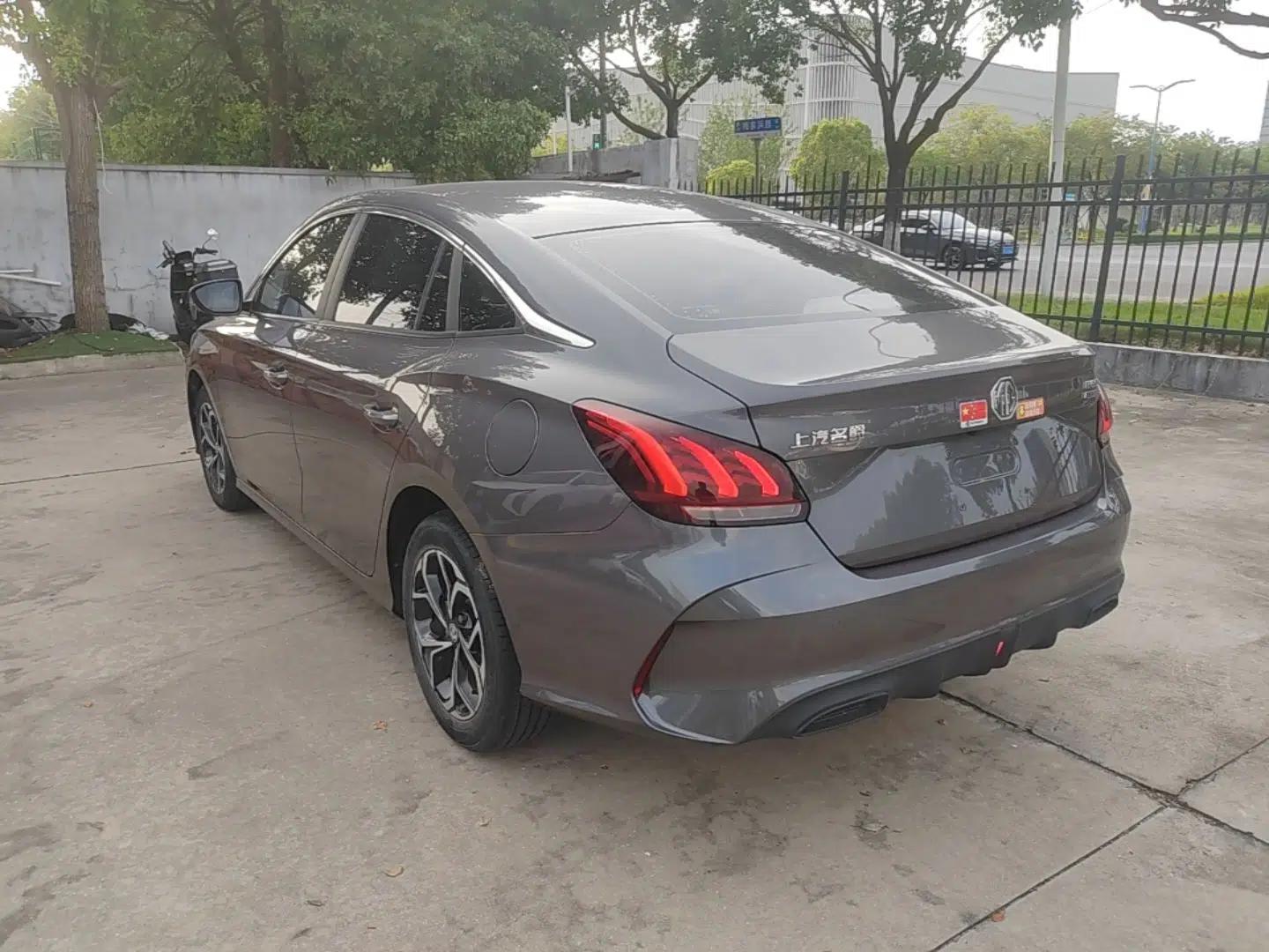 MG 5 2022 180 DVVT CVT Youth Luxury Edition — миниатюра 4