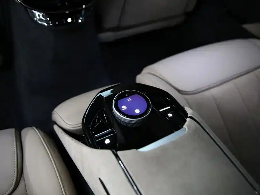 2023 Purosangue 6.5L V12 — миниатюра 17