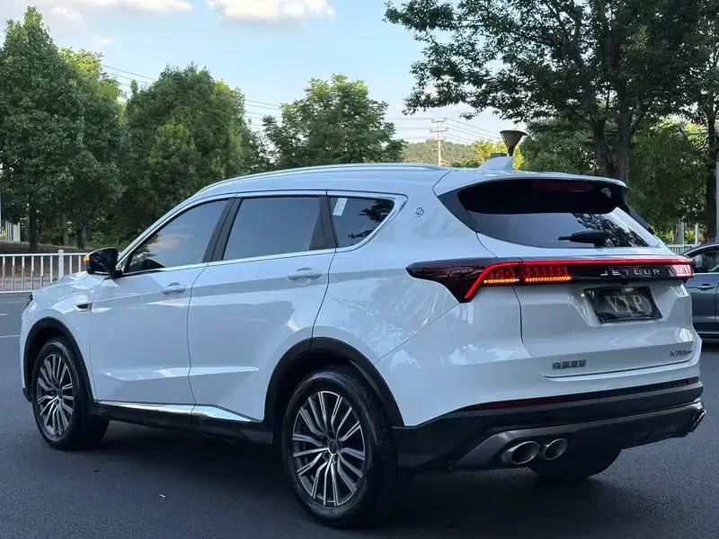 Jetour X70 PLUS 2023 1.6T DCT Strongman PRO 7-seater — миниатюра 4