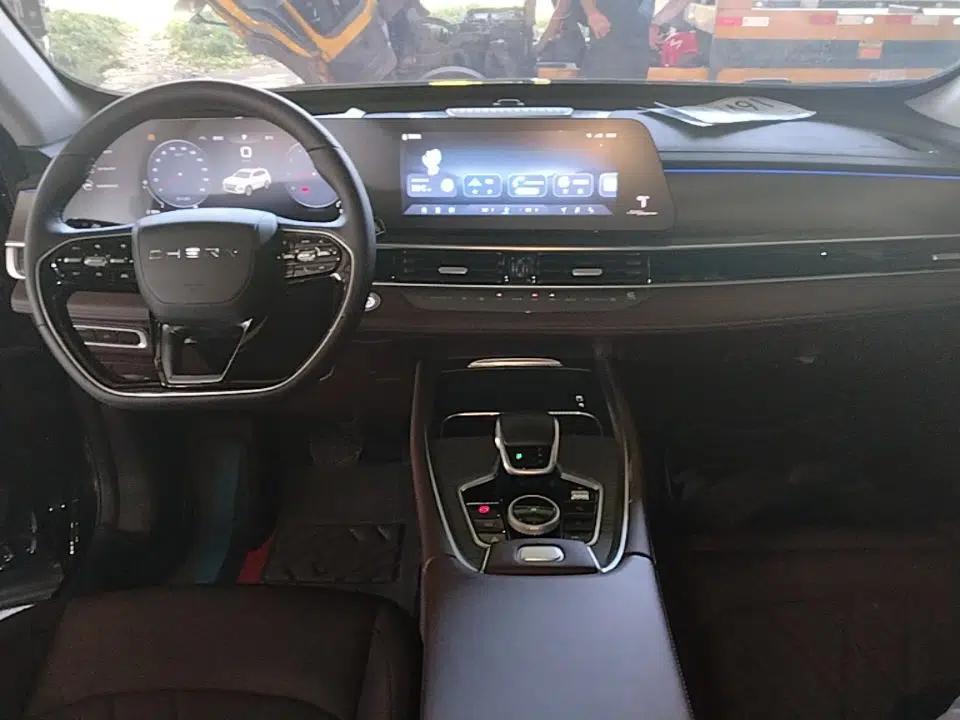 Chery Tiggo 8 PRO 2024 Champion Edition 390T Two-Wheel Drive Peak Version 7 Seats — миниатюра 12