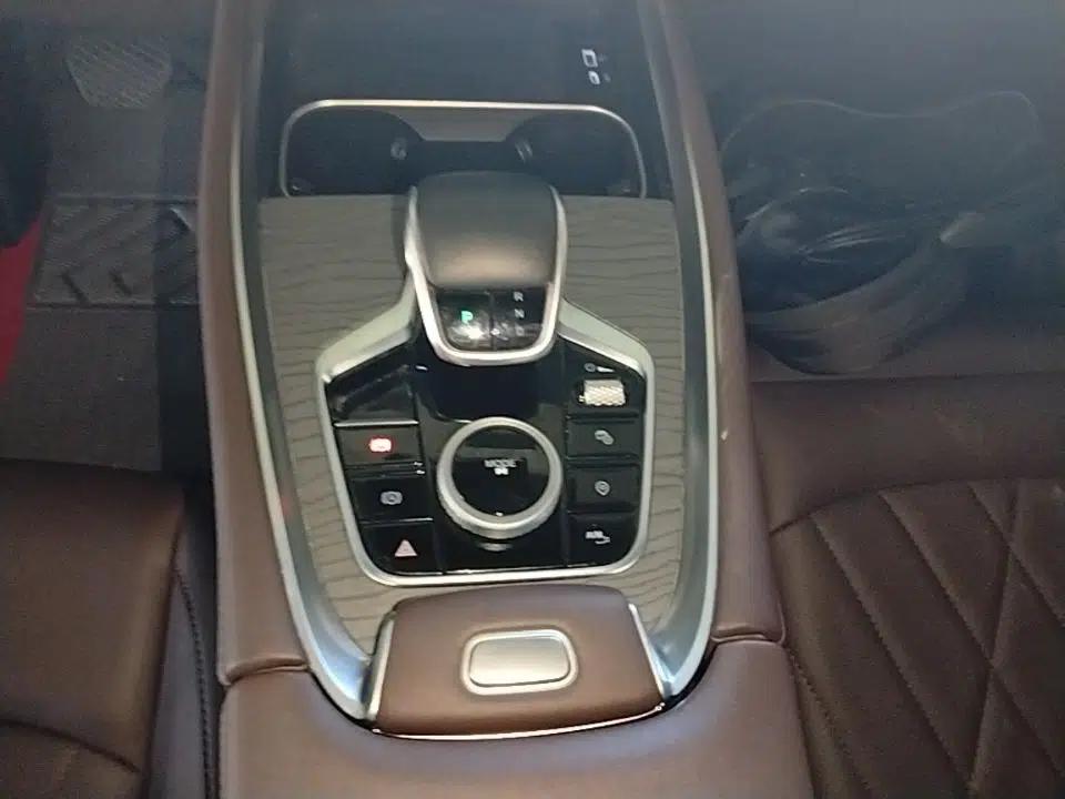 Chery Tiggo 8 PRO 2024 Champion Edition 390T Two-Wheel Drive Peak Version 7 Seats — миниатюра 16