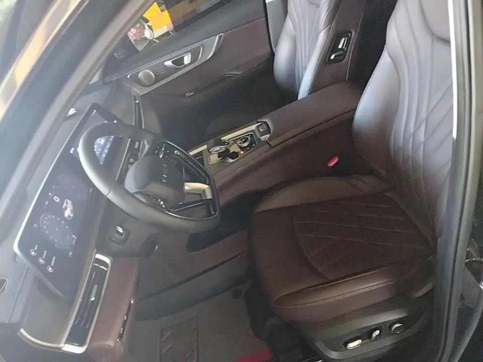 Chery Tiggo 8 PRO 2024 Champion Edition 390T Two-Wheel Drive Peak Version 7 Seats — миниатюра 17