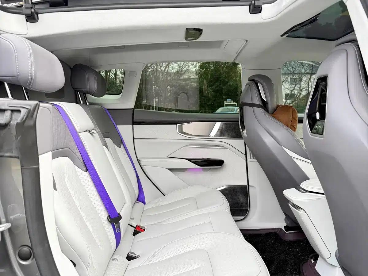 HiPhi Y 2023 560km Elite Edition — миниатюра 9