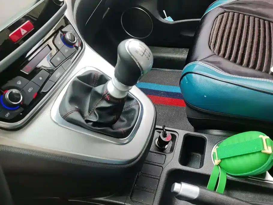 Haval M6 2019 1.5T Manual 2WD Urban Edition (China VI Emission Standard) — миниатюра 16