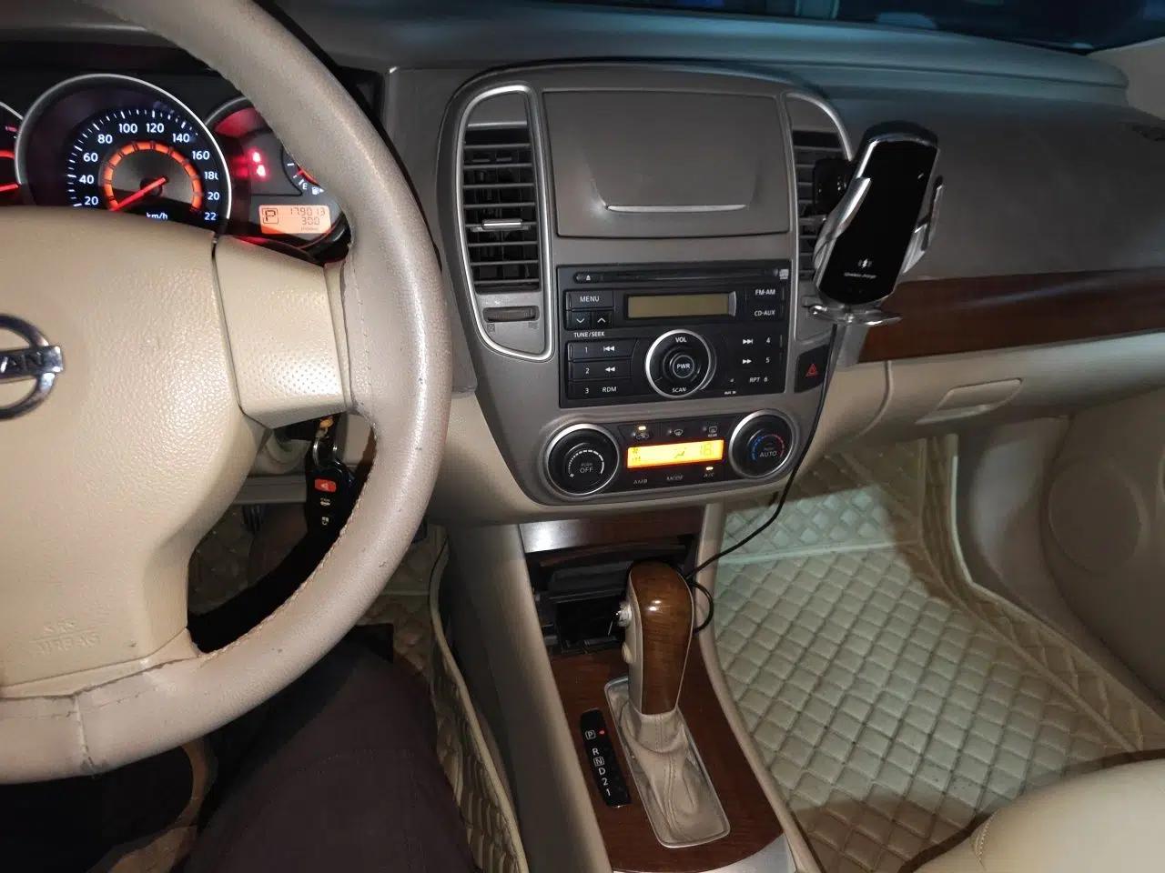 Nissan Sylphy 2009 1.6XE Automatic Comfort Edition — миниатюра 13