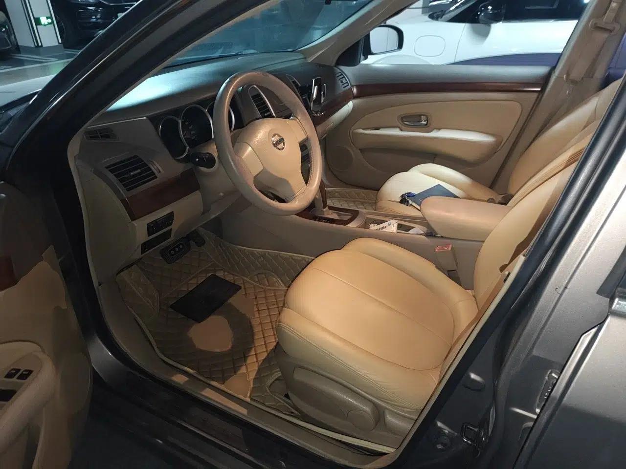 Nissan Sylphy 2009 1.6XE Automatic Comfort Edition — миниатюра 16