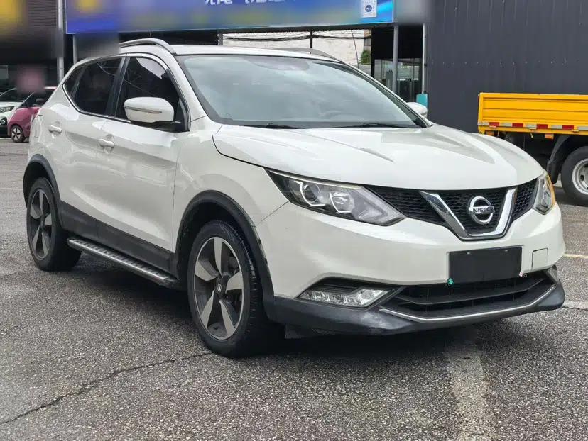 Nissan Qashqai 2017 2.0L CVT Smart Enjoyment Version China V Standard — миниатюра 3