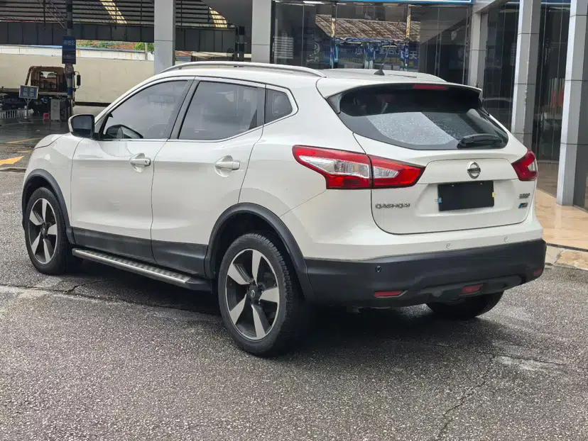 Nissan Qashqai 2017 2.0L CVT Smart Enjoyment Version China V Standard — миниатюра 5