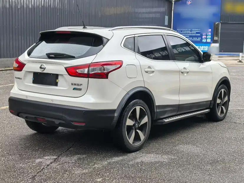 Nissan Qashqai 2017 2.0L CVT Smart Enjoyment Version China V Standard — миниатюра 6