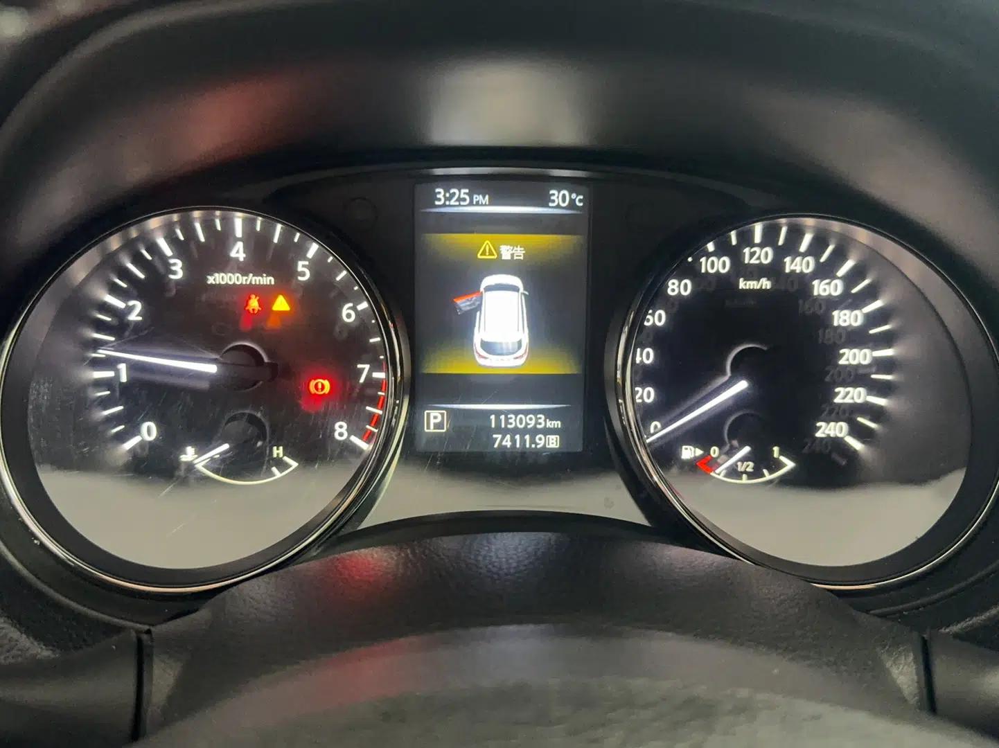 Nissan Qashqai 2017 2.0L CVT Smart Enjoyment Version China V Standard — миниатюра 7
