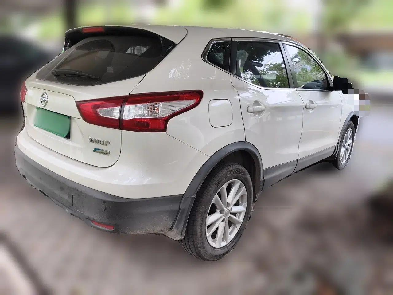 Nissan Qashqai 2017 2.0L CVT Elite Edition China V Standard — миниатюра 4