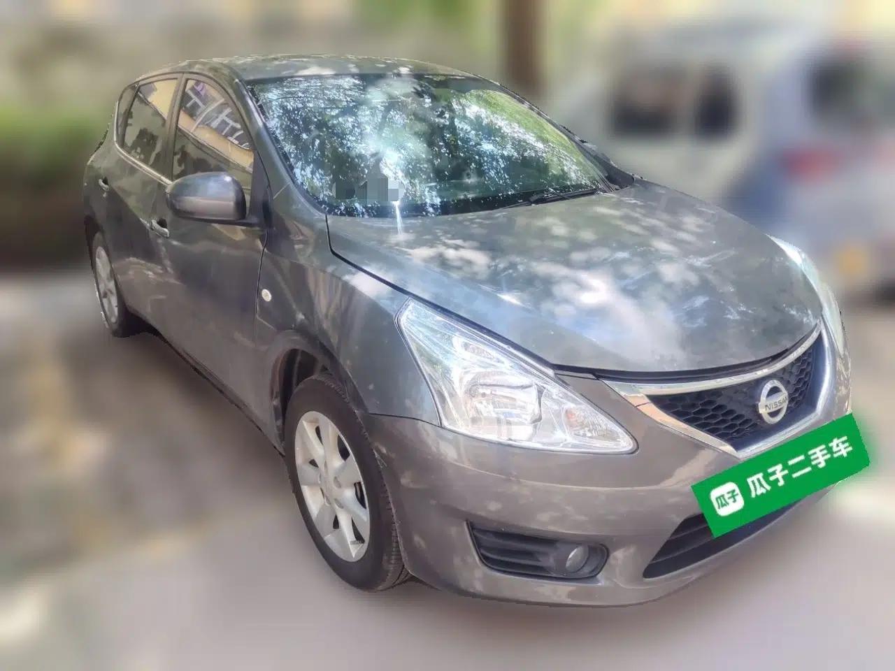 Nissan Tiida 2014 1.6L Manual Smart Model — миниатюра 3