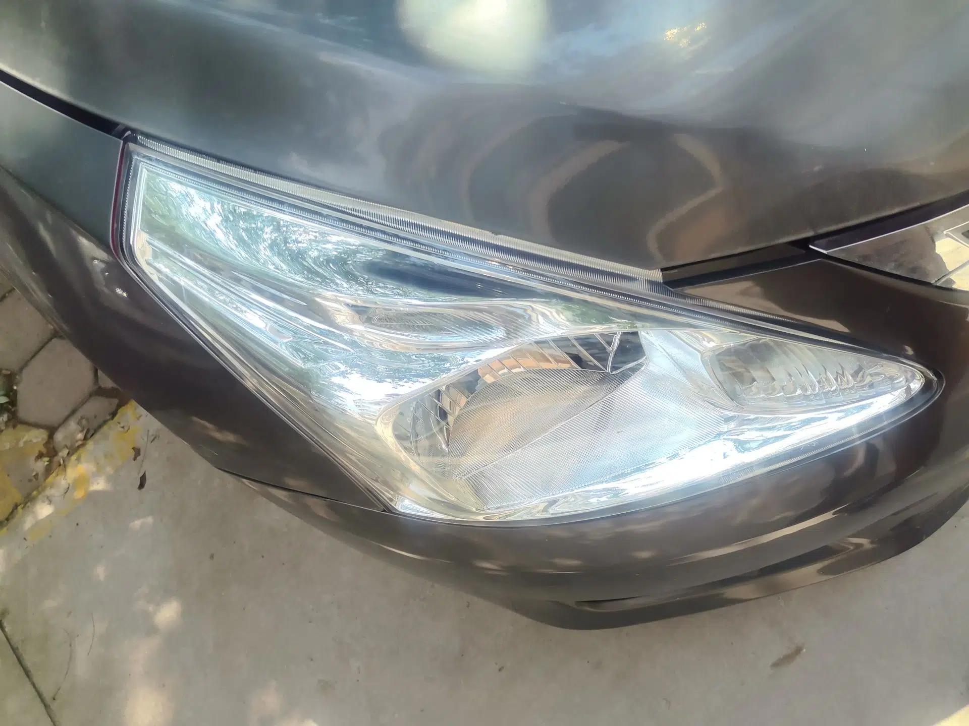 Nissan Tiida 2014 1.6L Manual Smart Model — миниатюра 7
