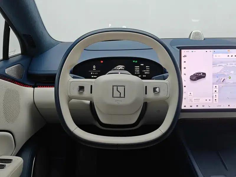 ZEEKR 007 2025 Long Range Rear-Wheel Drive Intelligent Driving Edition 100kWh — миниатюра 16