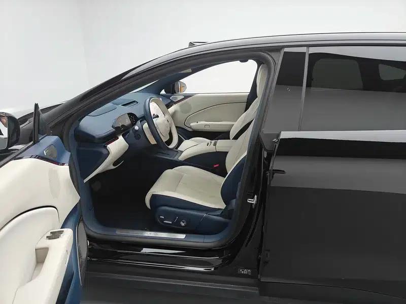 ZEEKR 007 2025 Long Range Rear-Wheel Drive Intelligent Driving Edition 100kWh — миниатюра 17