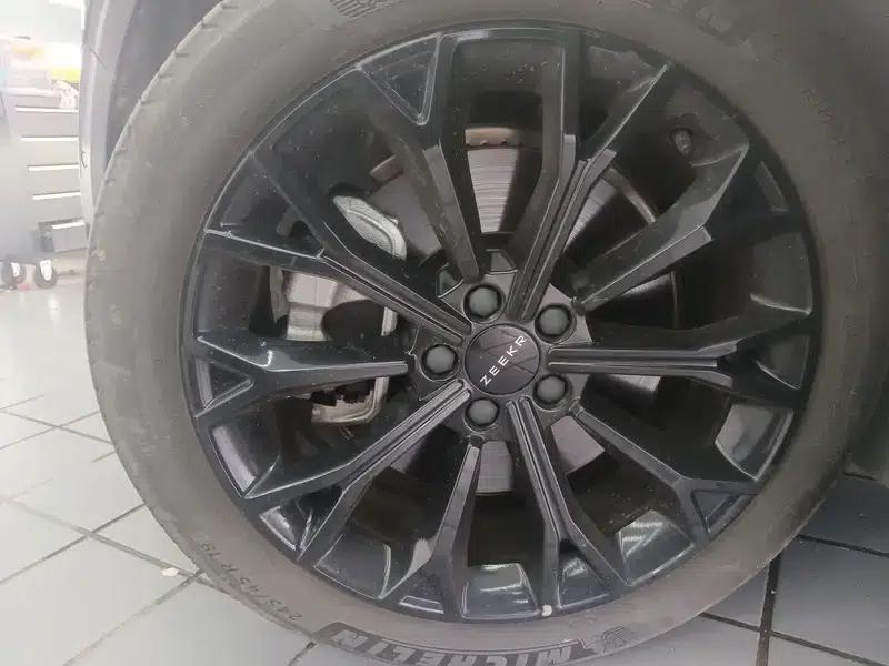 ZEEKR 007 2025 Long Range Rear-Wheel Drive Intelligent Driving Edition 100kWh — миниатюра 22