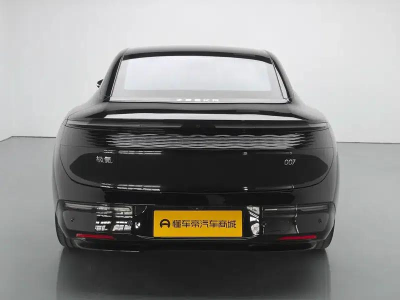 ZEEKR 007 2025 Long Range Rear-Wheel Drive Intelligent Driving Edition 100kWh — миниатюра 6